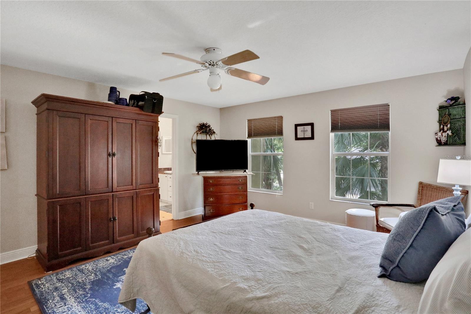 8608 POINSETTIA DR, TEMPLE TERRACE, FL, 33637