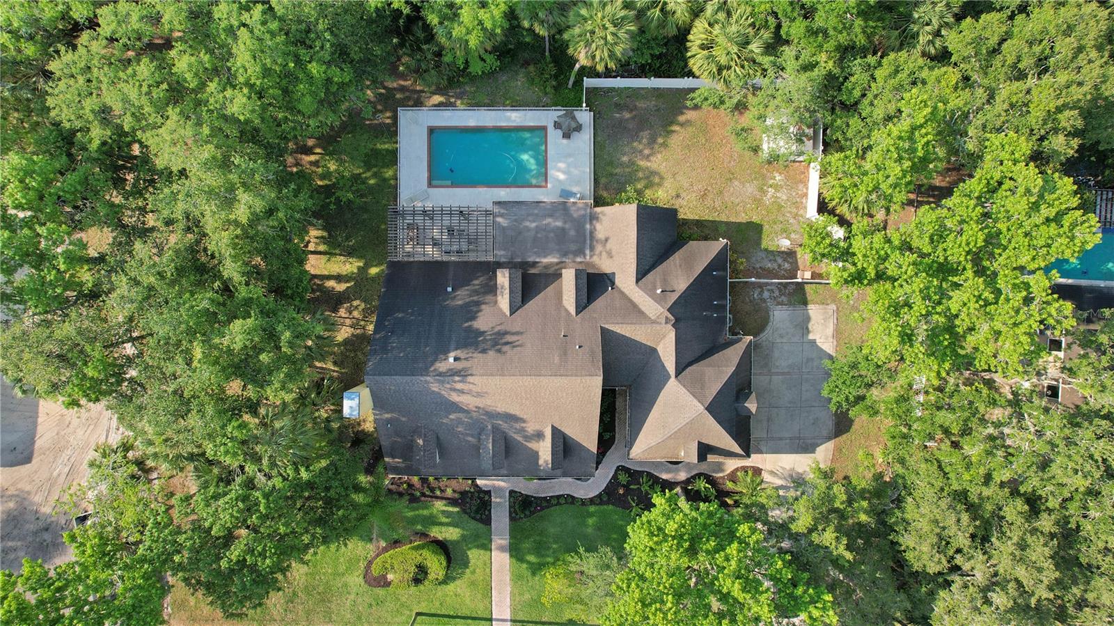 8608 POINSETTIA DR, TEMPLE TERRACE, FL, 33637