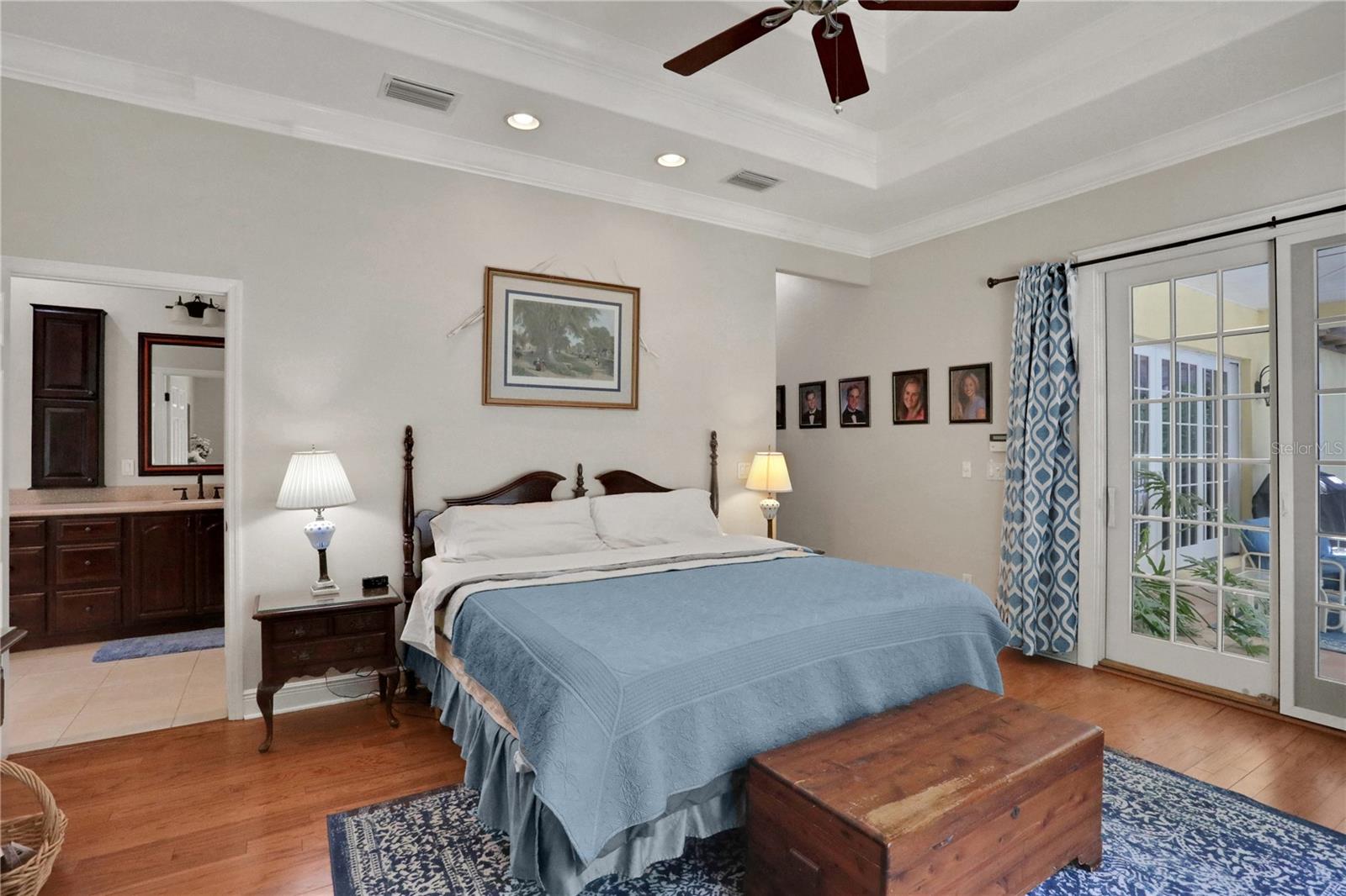 8608 POINSETTIA DR, TEMPLE TERRACE, FL, 33637