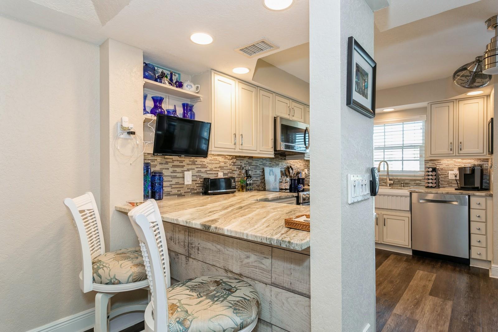 9166 BLIND PASS RD, ST PETE BEACH, FL, 33706