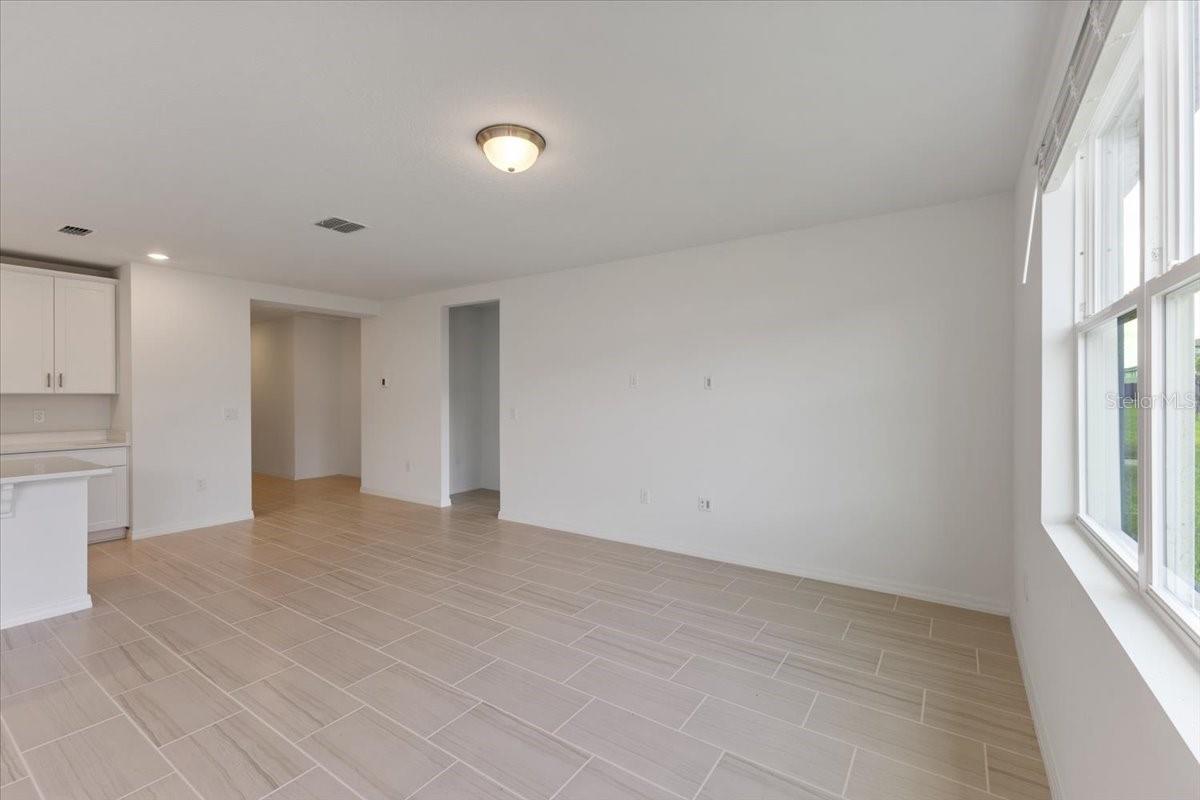 1154 FORESHORE LN, HAINES CITY, FL, 33844