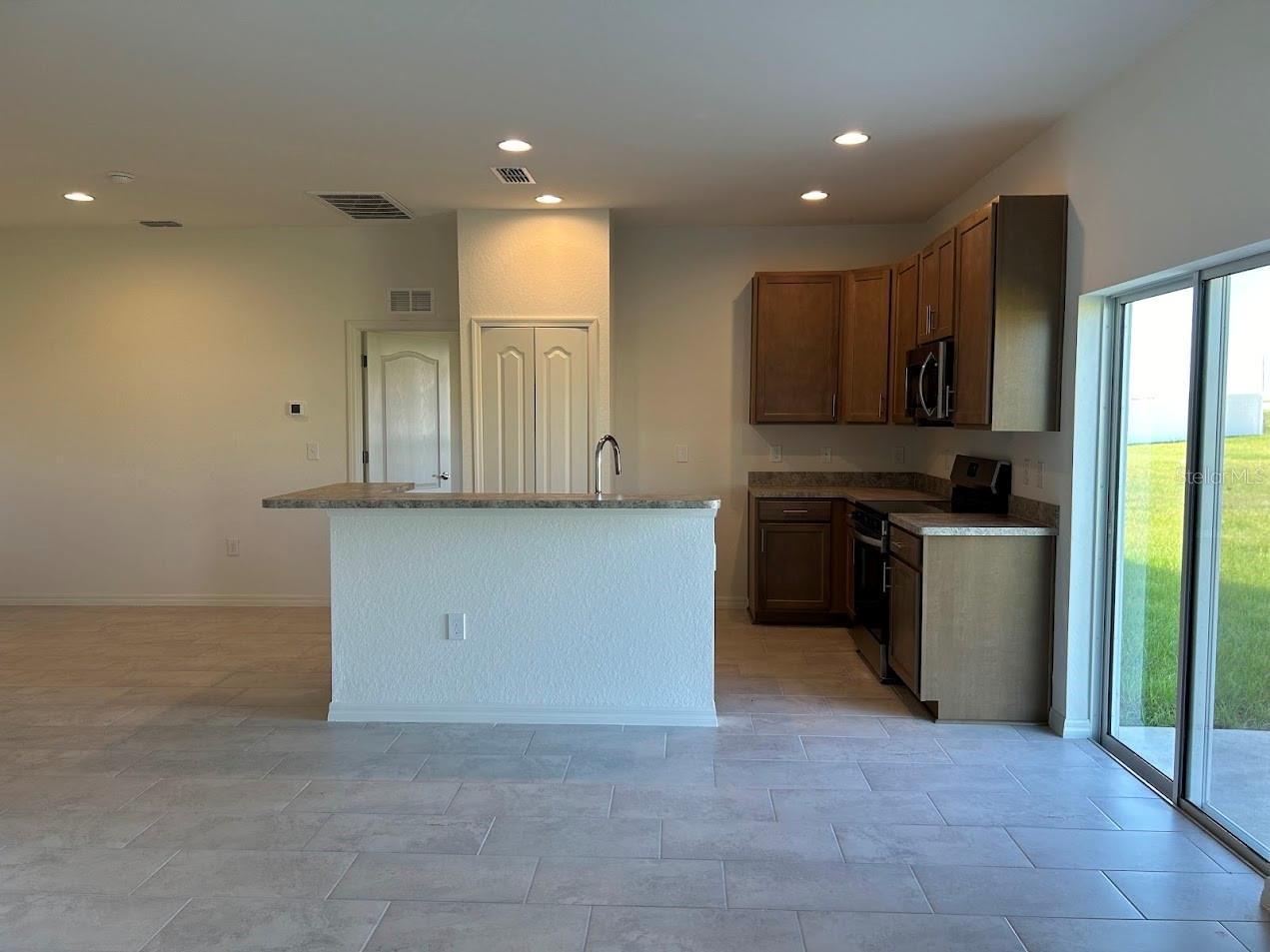 1061 BERGAMOT DR, BARTOW, FL, 33830