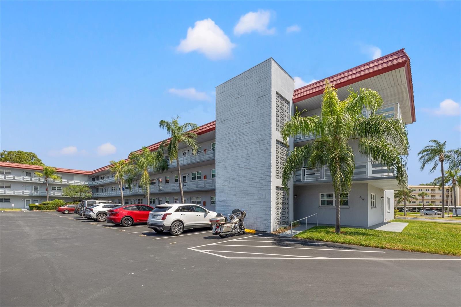 5660 80TH ST N #A208, ST PETERSBURG, FL, 33709