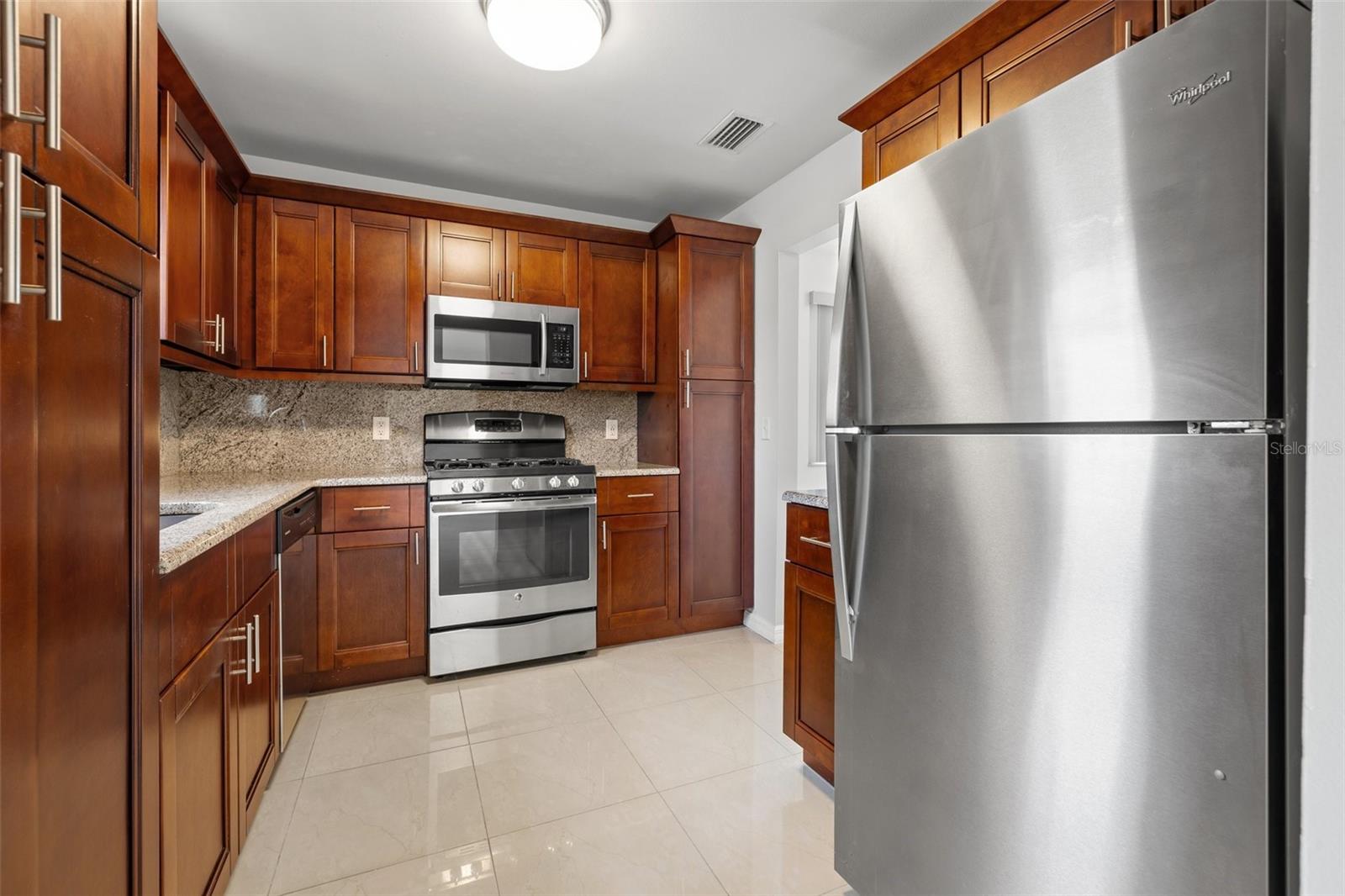 5660 80TH ST N #A208, ST PETERSBURG, FL, 33709