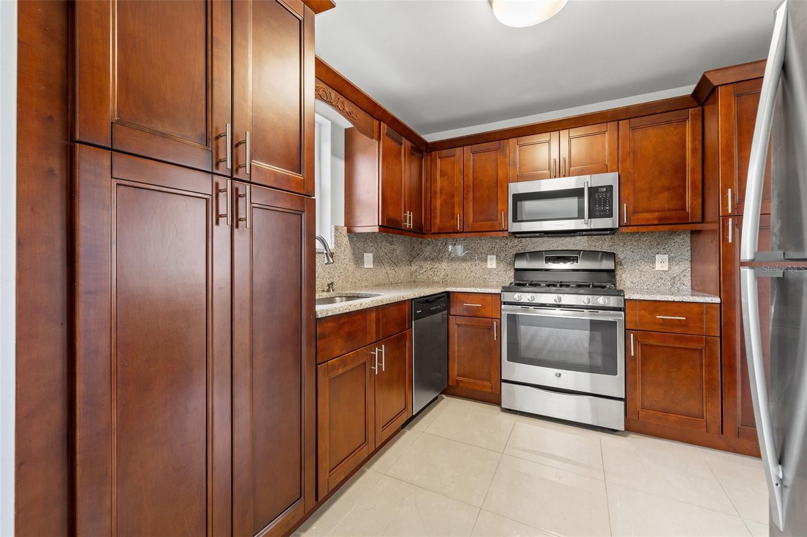 5660 80TH ST N #A208, ST PETERSBURG, FL, 33709