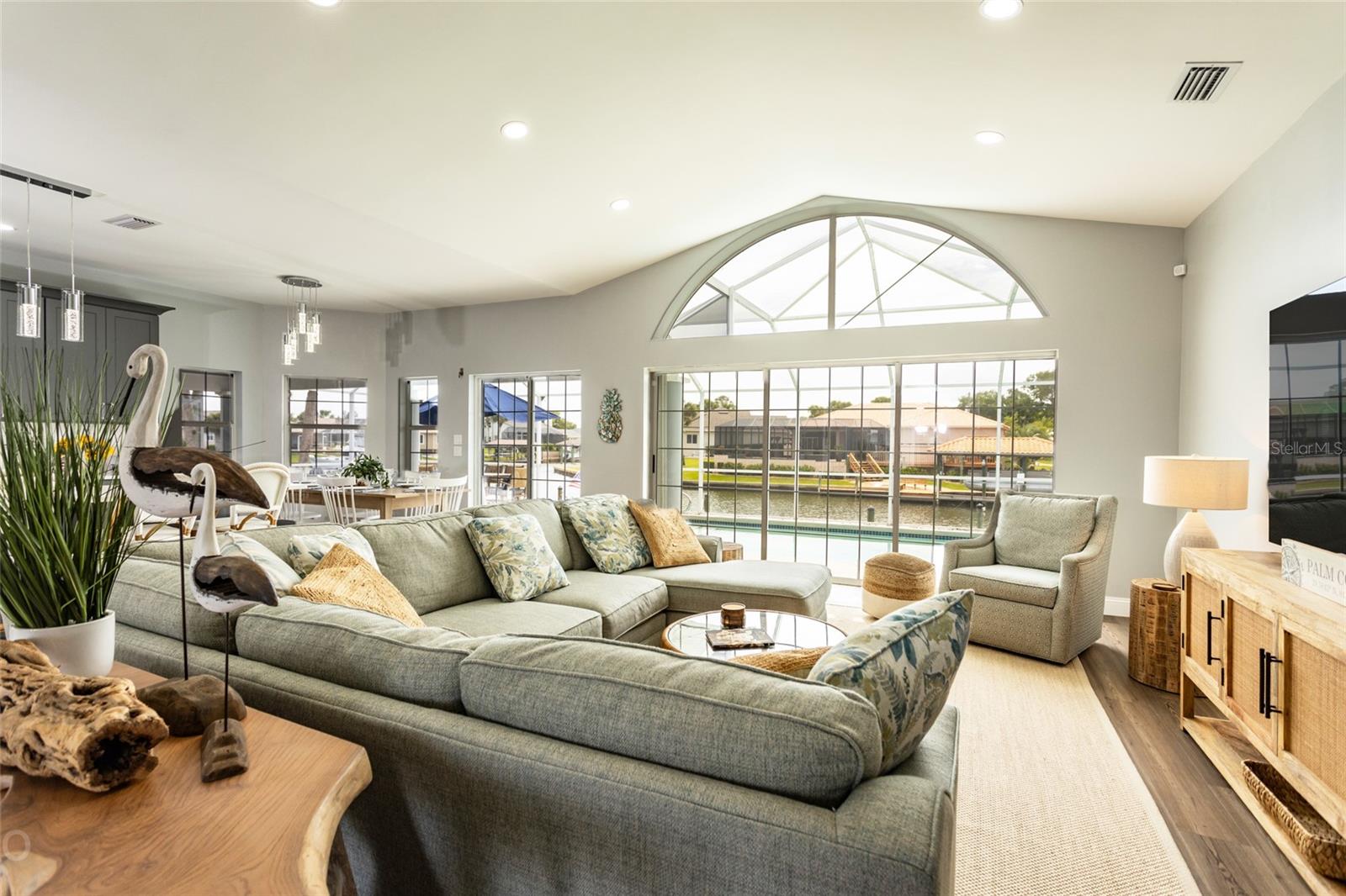 12 CROSSWAY CT W, PALM COAST, FL, 32137