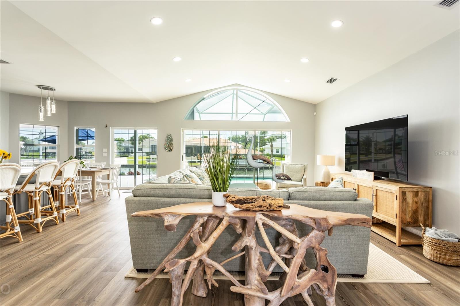 12 CROSSWAY CT W, PALM COAST, FL, 32137