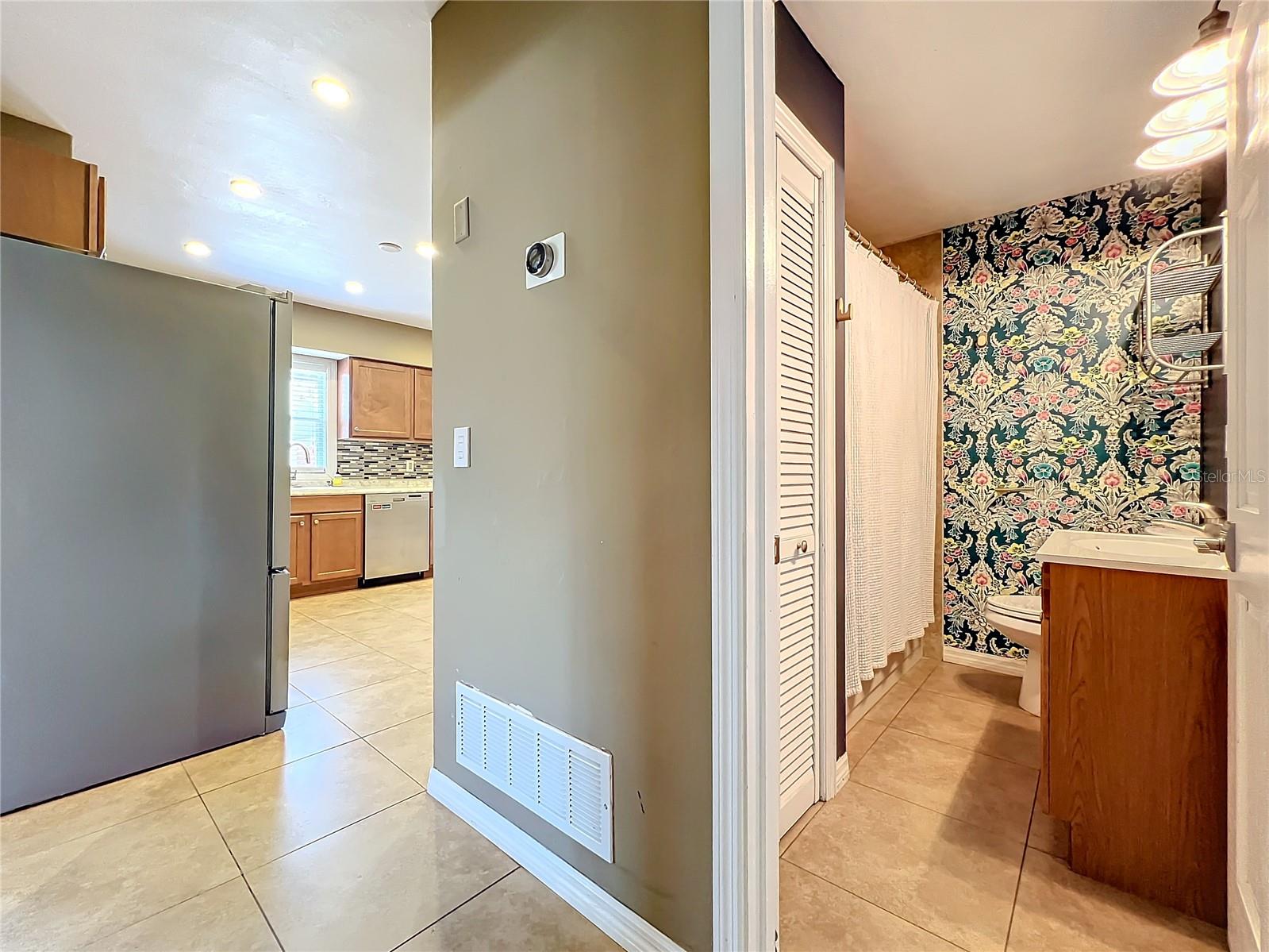 3305 PRICE AVE, ORLANDO, FL, 32806