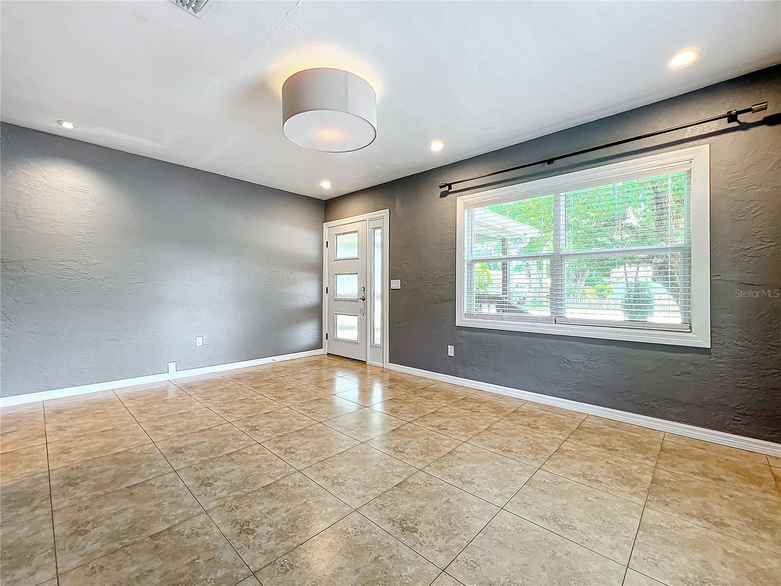 3305 PRICE AVE, ORLANDO, FL, 32806