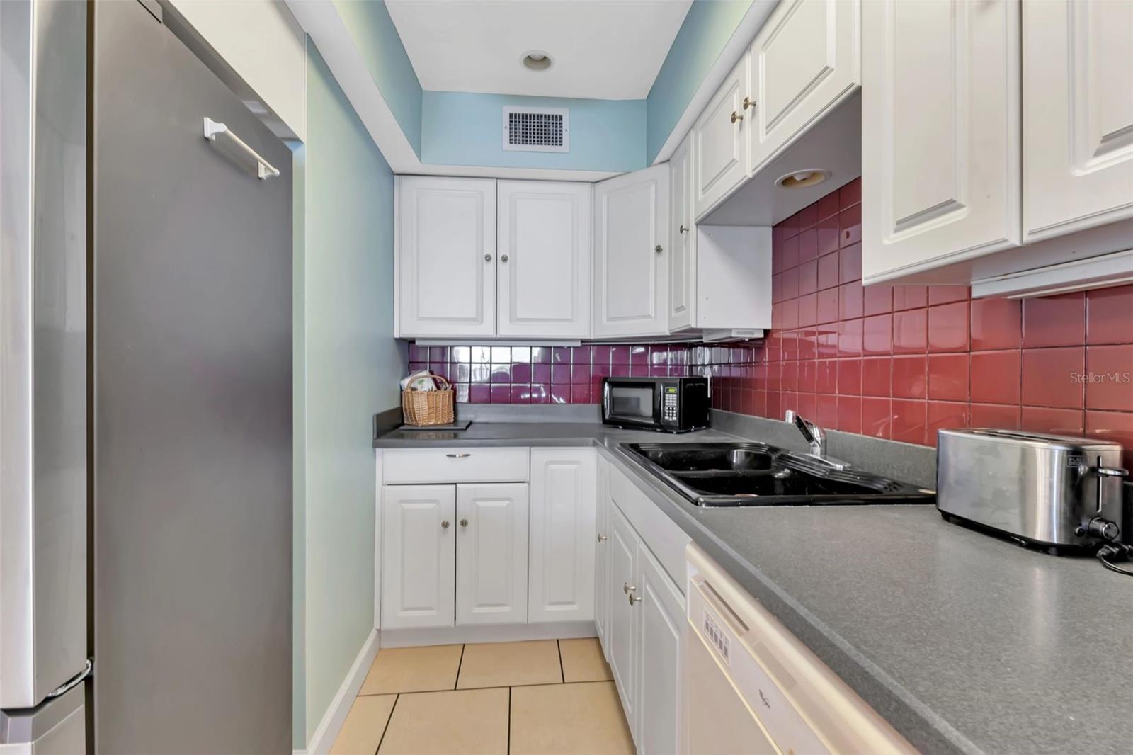 1500 PARK BEACH CIR #3B, PUNTA GORDA, FL, 33950