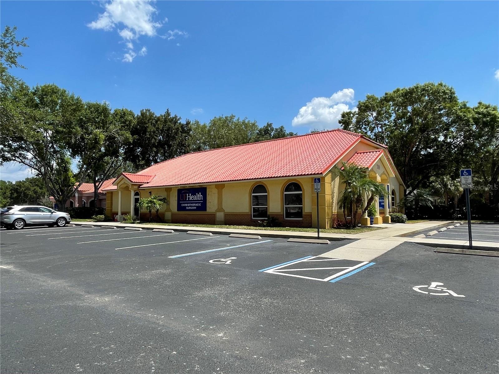 700 DOCTORS CT, LEESBURG, FL, 34748