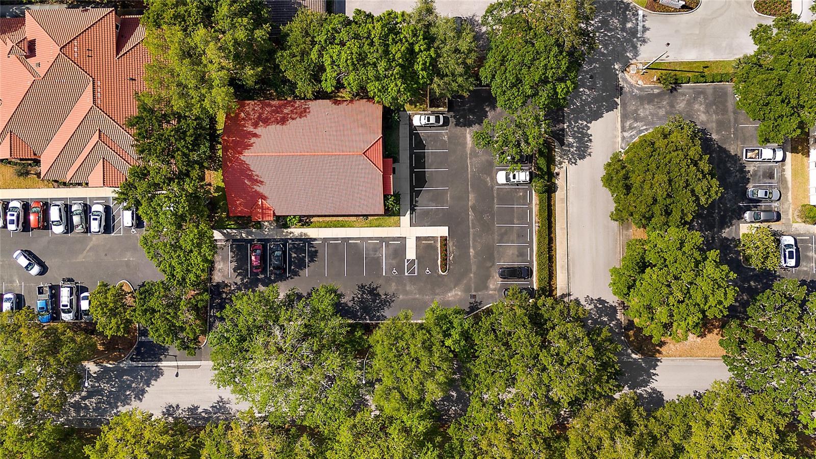 700 DOCTORS CT, LEESBURG, FL, 34748