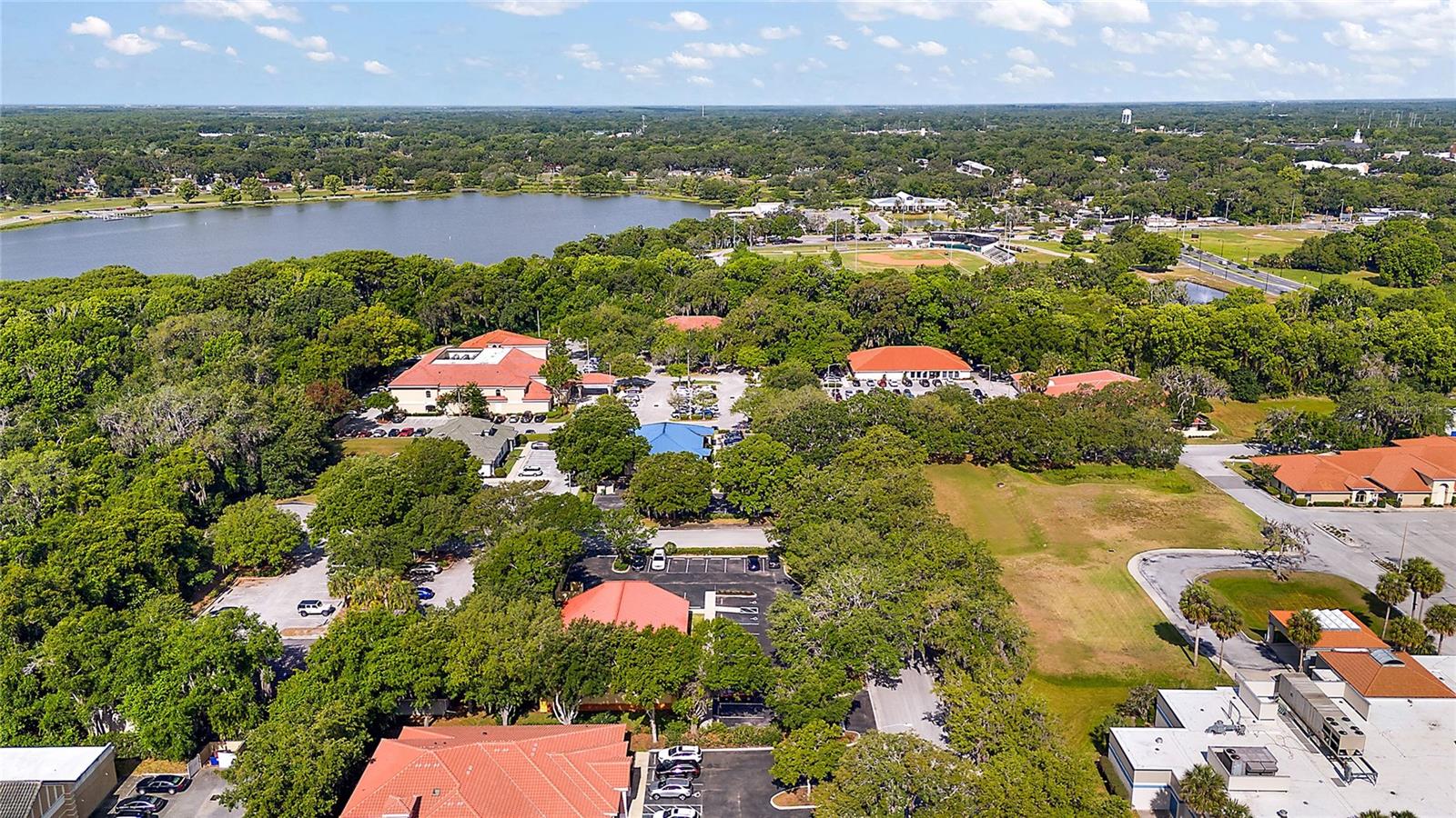 700 DOCTORS CT, LEESBURG, FL, 34748