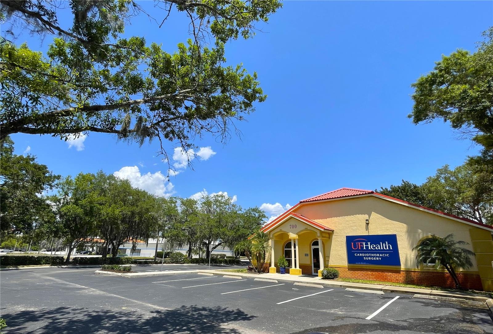 700 DOCTORS CT, LEESBURG, FL, 34748