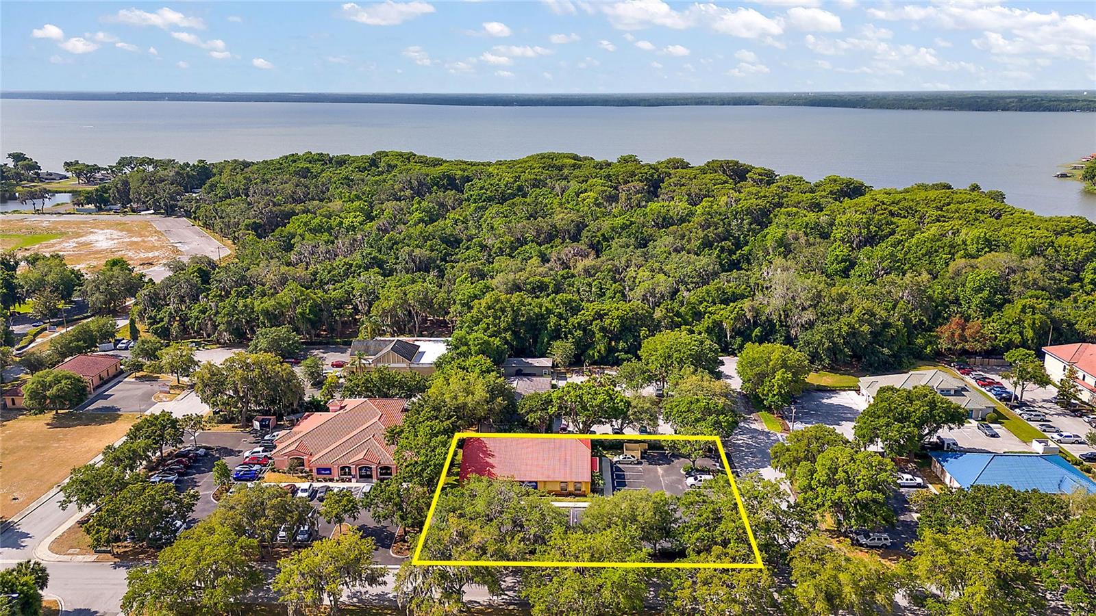 700 DOCTORS CT, LEESBURG, FL, 34748