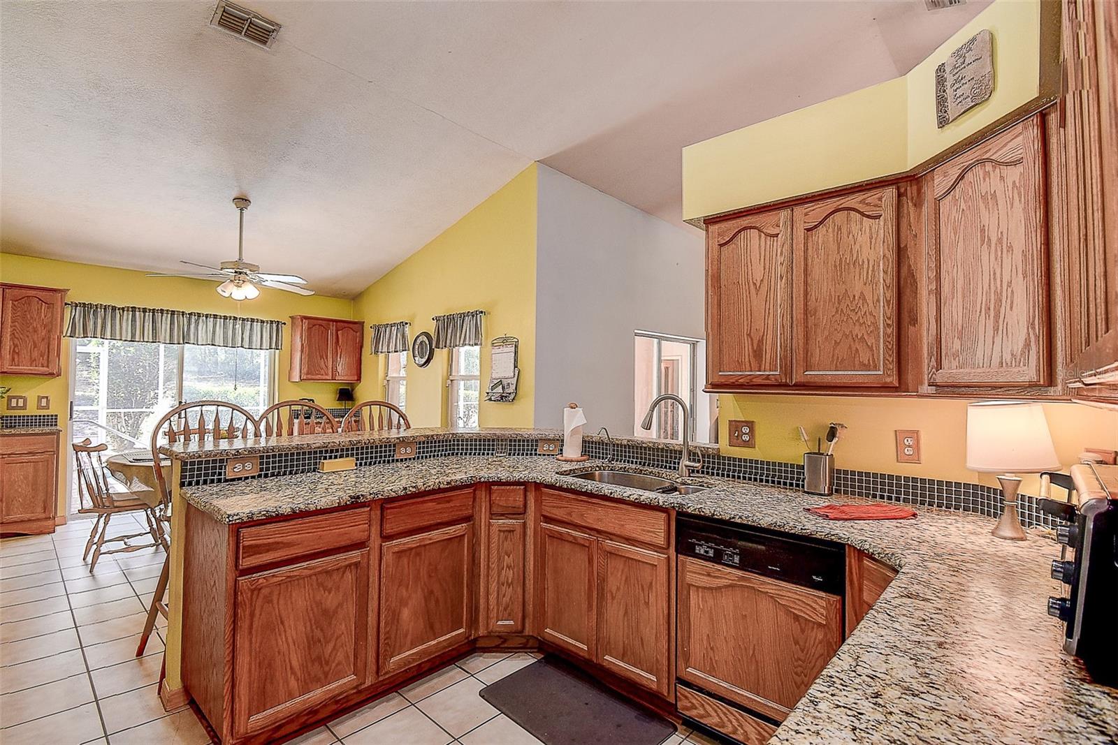 340 E SAVOY ST, LECANTO, FL, 34461