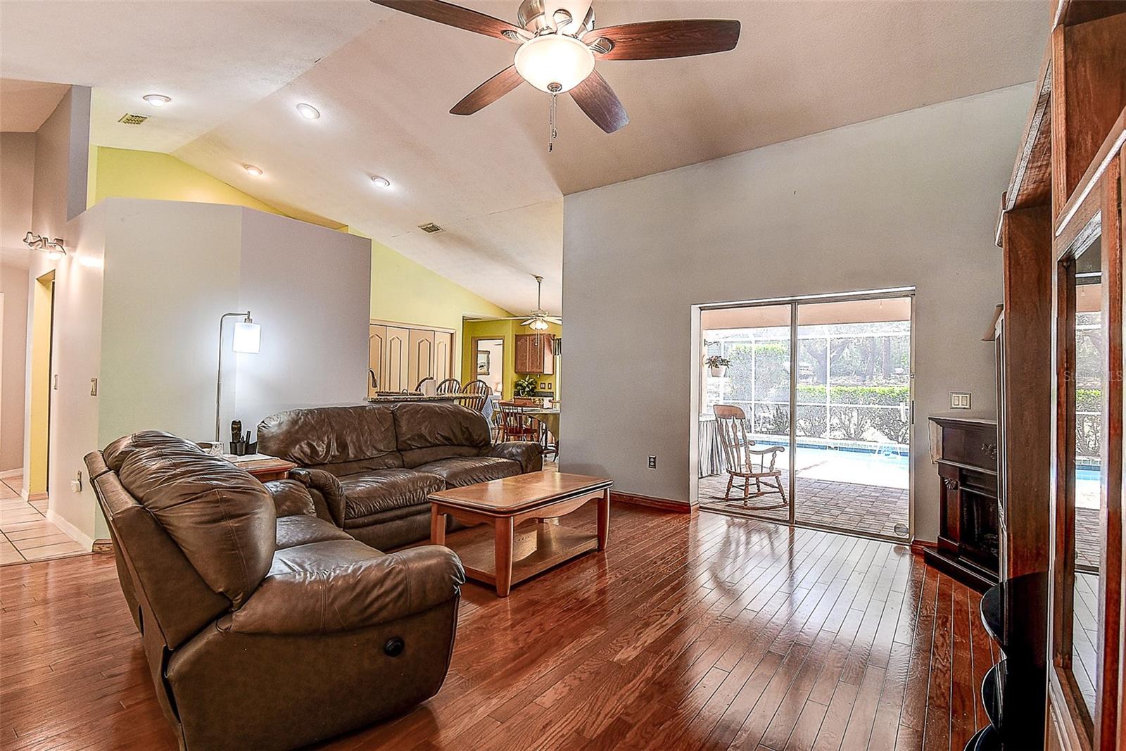 340 E SAVOY ST, LECANTO, FL, 34461