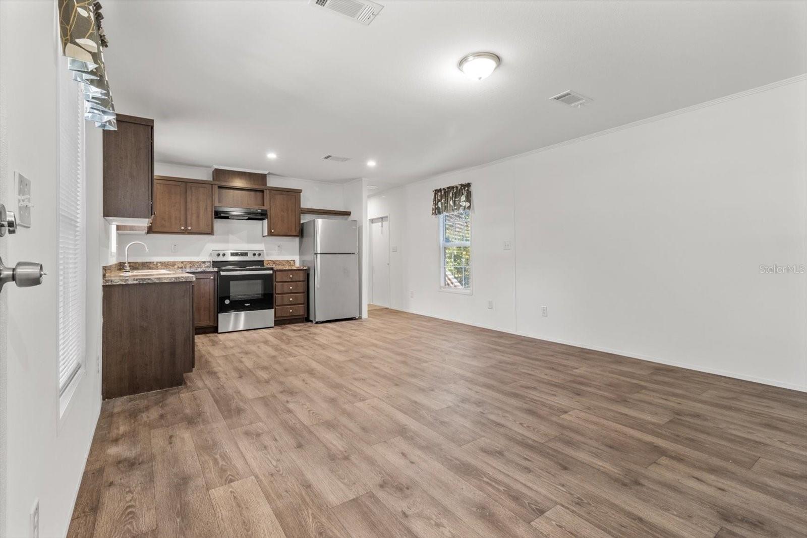 8281 S LAKE CONSUELLA DR, FLORAL CITY, FL, 34436