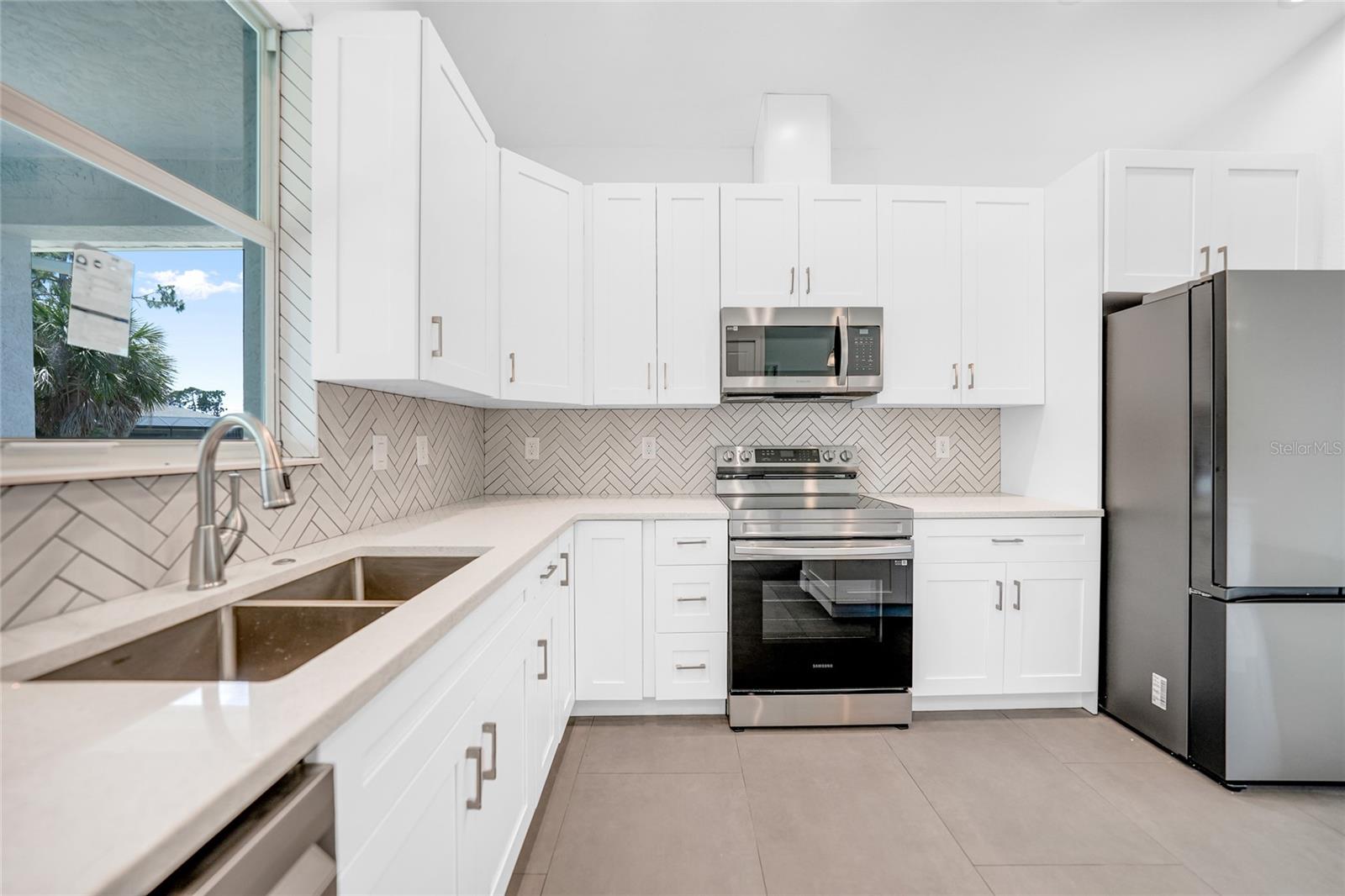 147 INGRAM RD, ROTONDA WEST, FL, 33947