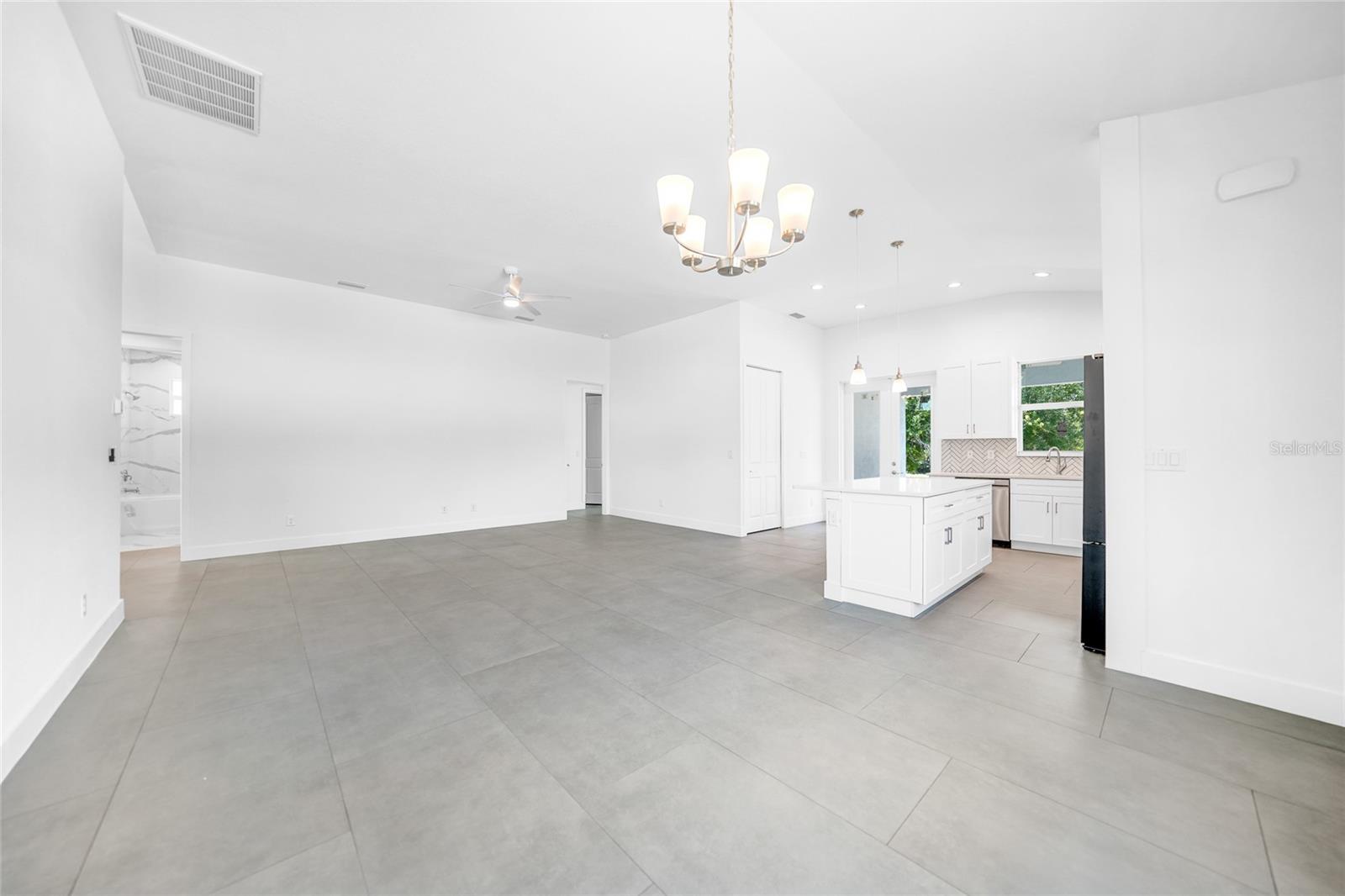 147 INGRAM RD, ROTONDA WEST, FL, 33947