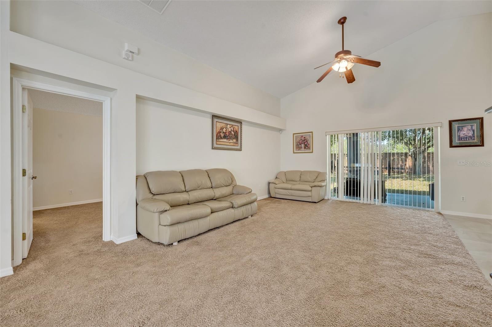 1112 ROYAL MARQUIS CIR, OCOEE, FL, 34761