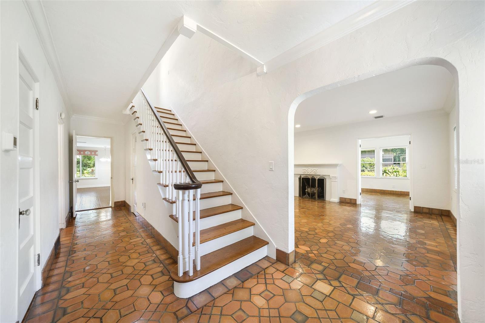 1019 SEVILLE PL, ORLANDO, FL, 32804