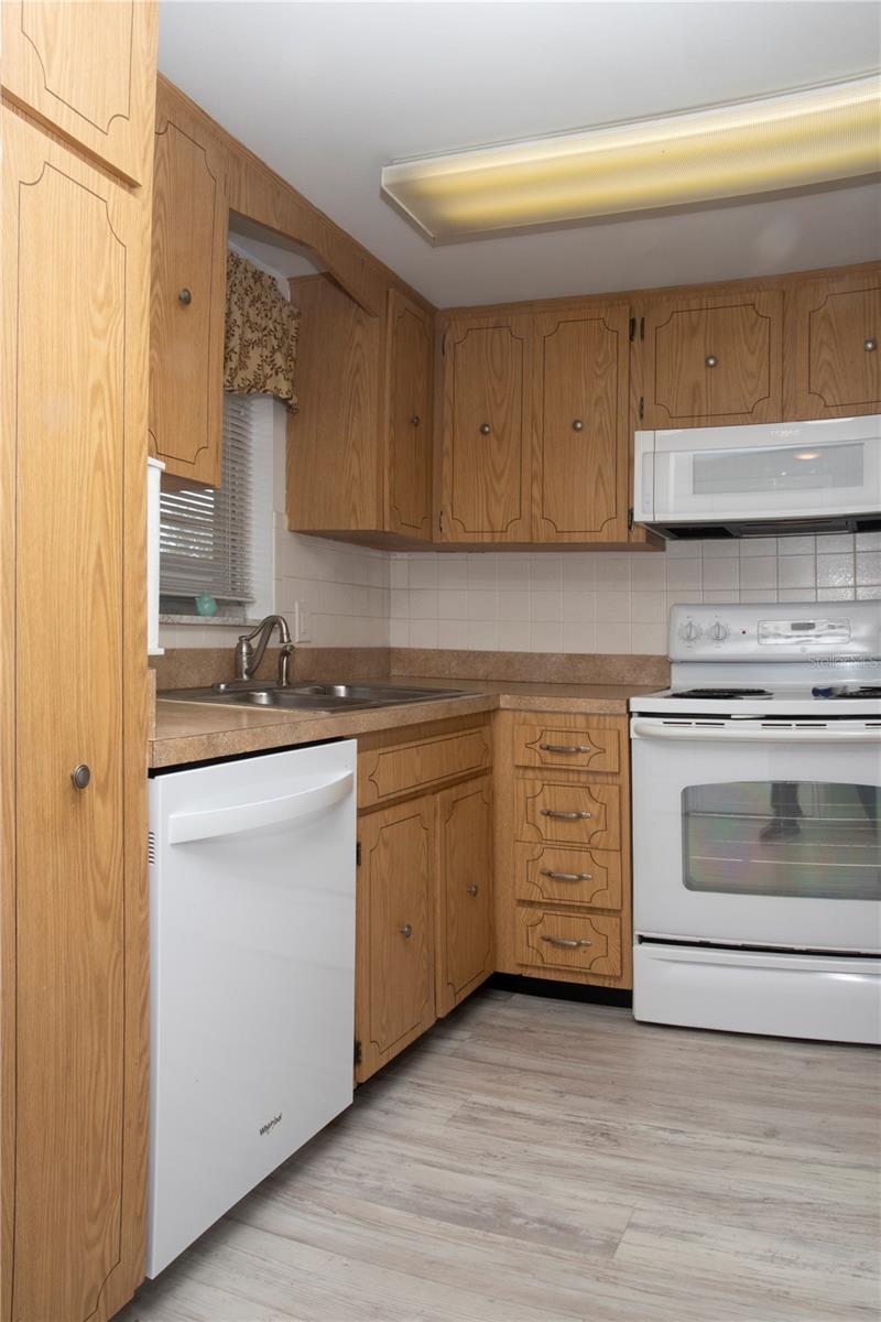 4849 ONYX LN #106, NEW PORT RICHEY, FL, 34652