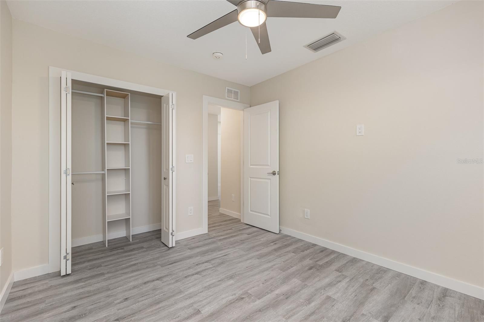 938 S BUMBY AVE, ORLANDO, FL, 32806
