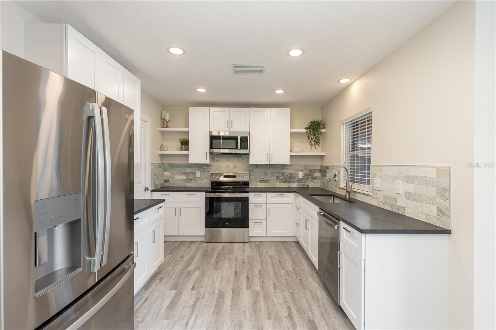 938 S BUMBY AVE, ORLANDO, FL, 32806