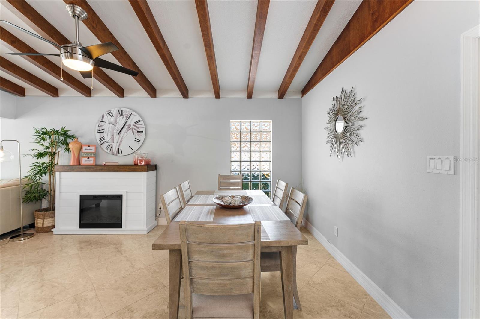 2832 GREENBRIAR ST, SARASOTA, FL, 34237