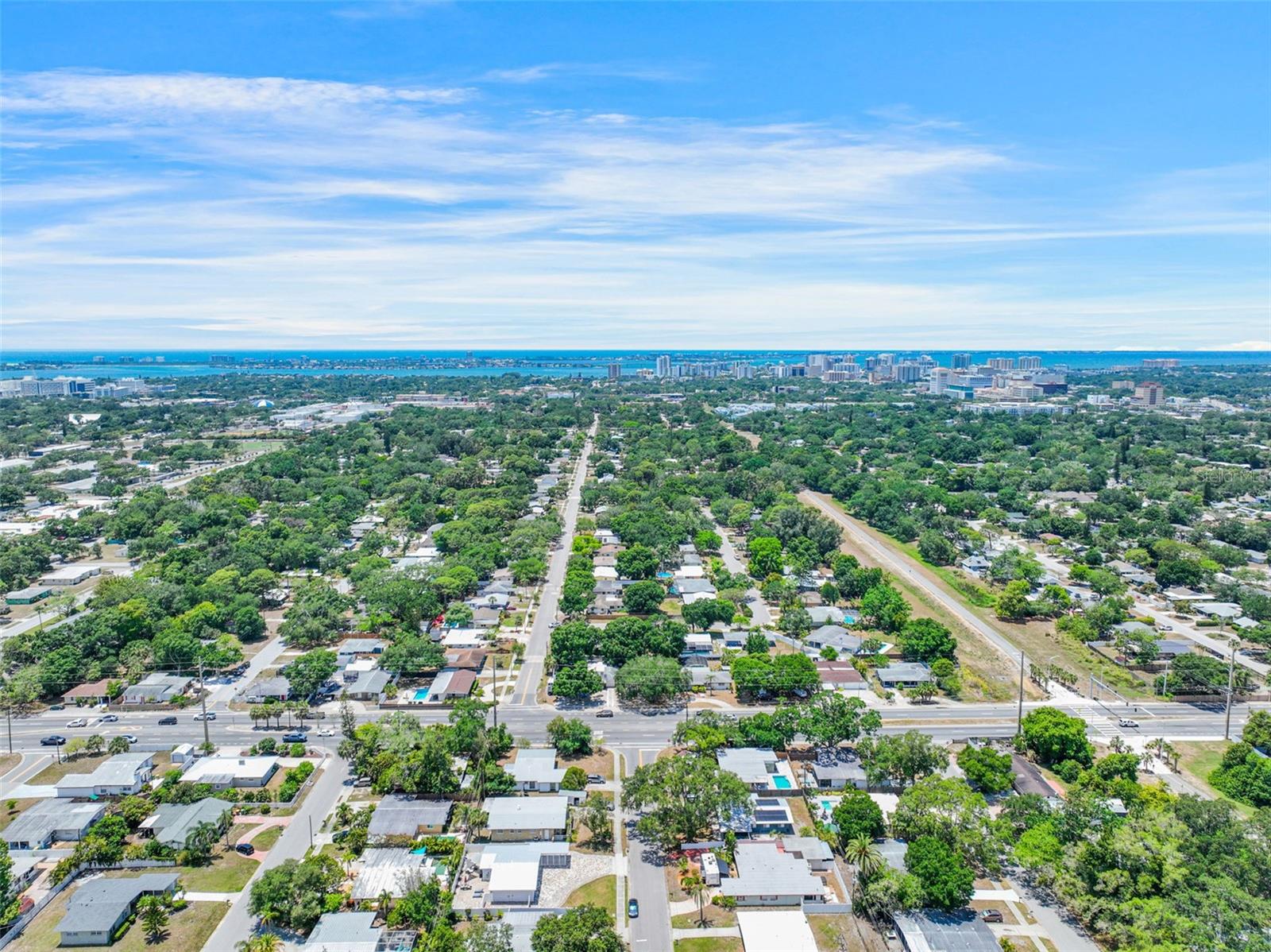 2832 GREENBRIAR ST, SARASOTA, FL, 34237