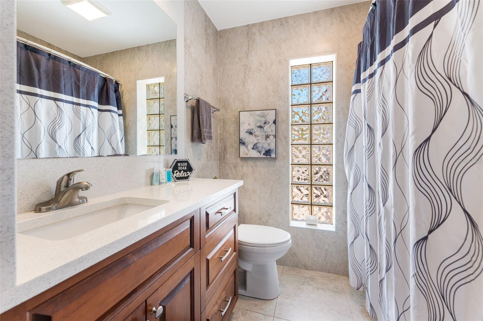 2832 GREENBRIAR ST, SARASOTA, FL, 34237