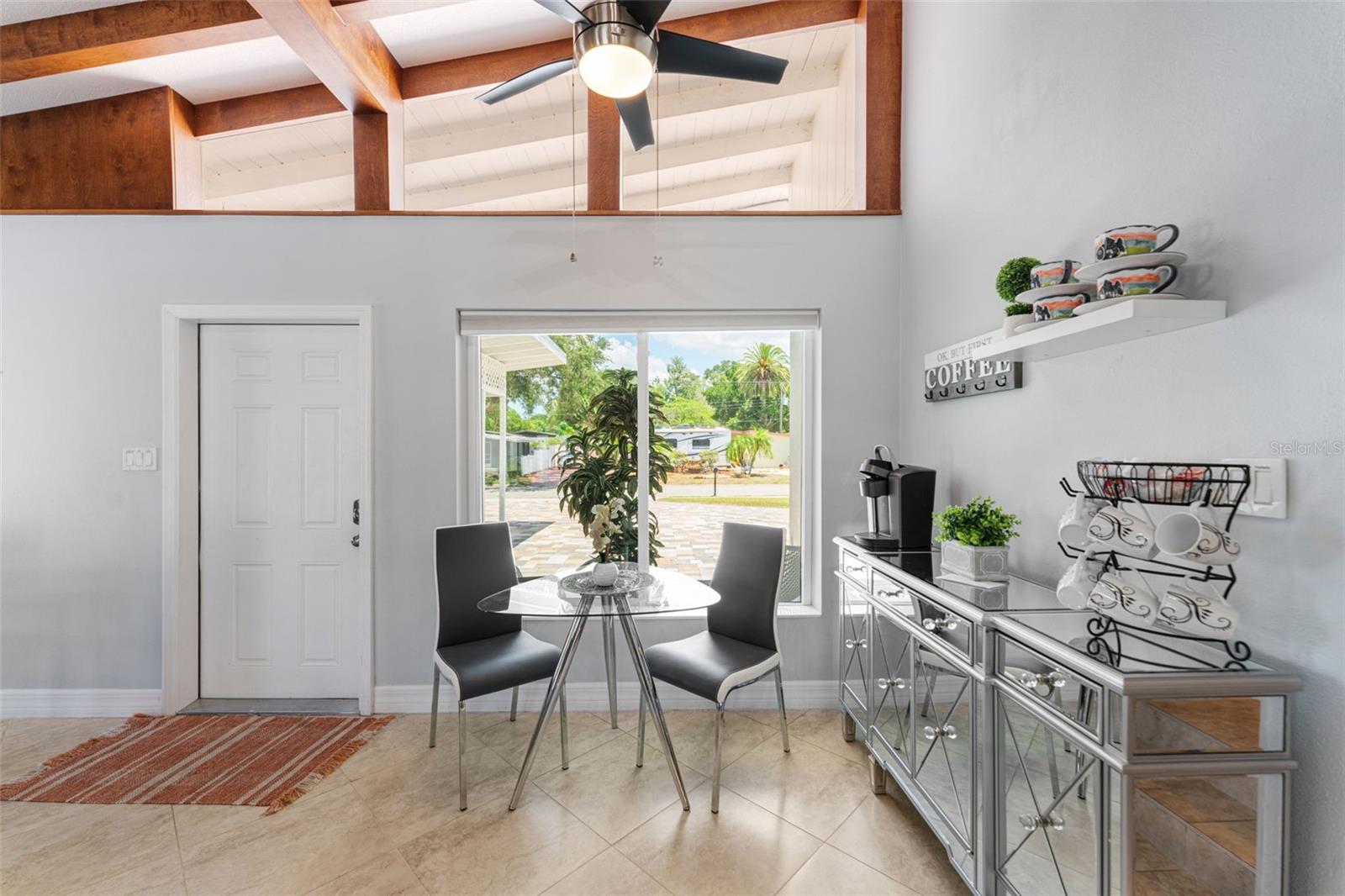 2832 GREENBRIAR ST, SARASOTA, FL, 34237