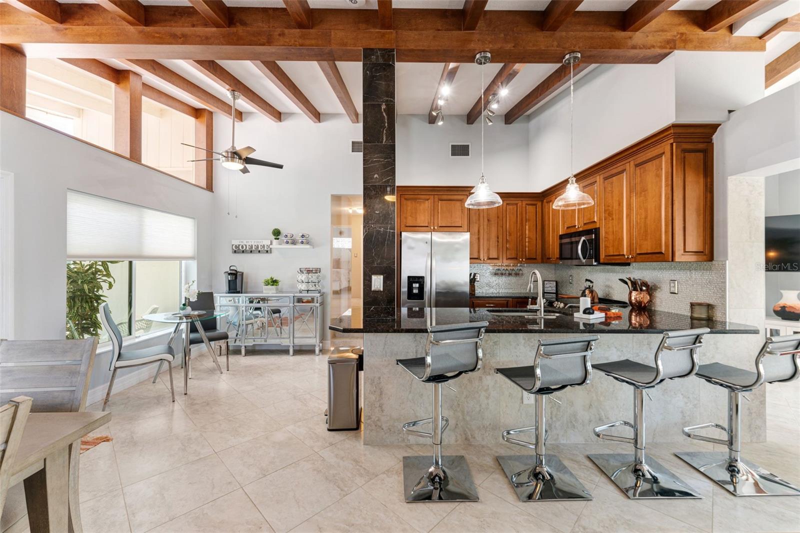 2832 GREENBRIAR ST, SARASOTA, FL, 34237