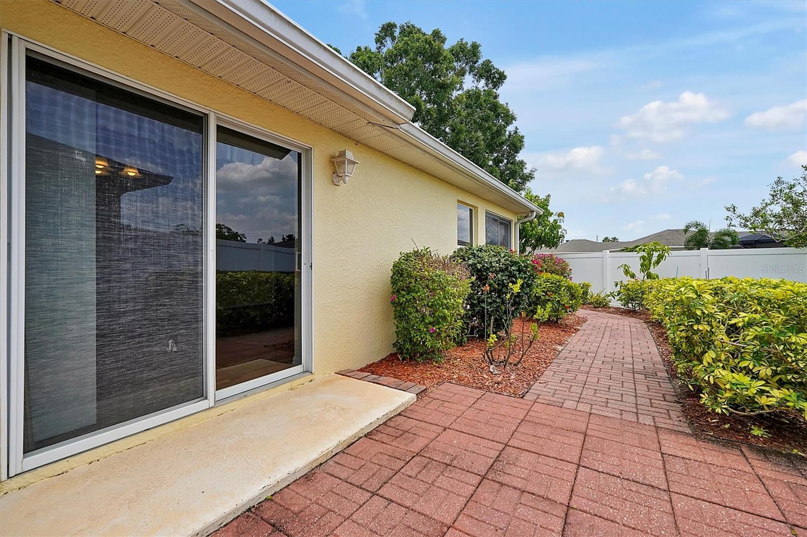 3355 LIVINGSTON WAY, WINTER HAVEN, FL, 33884
