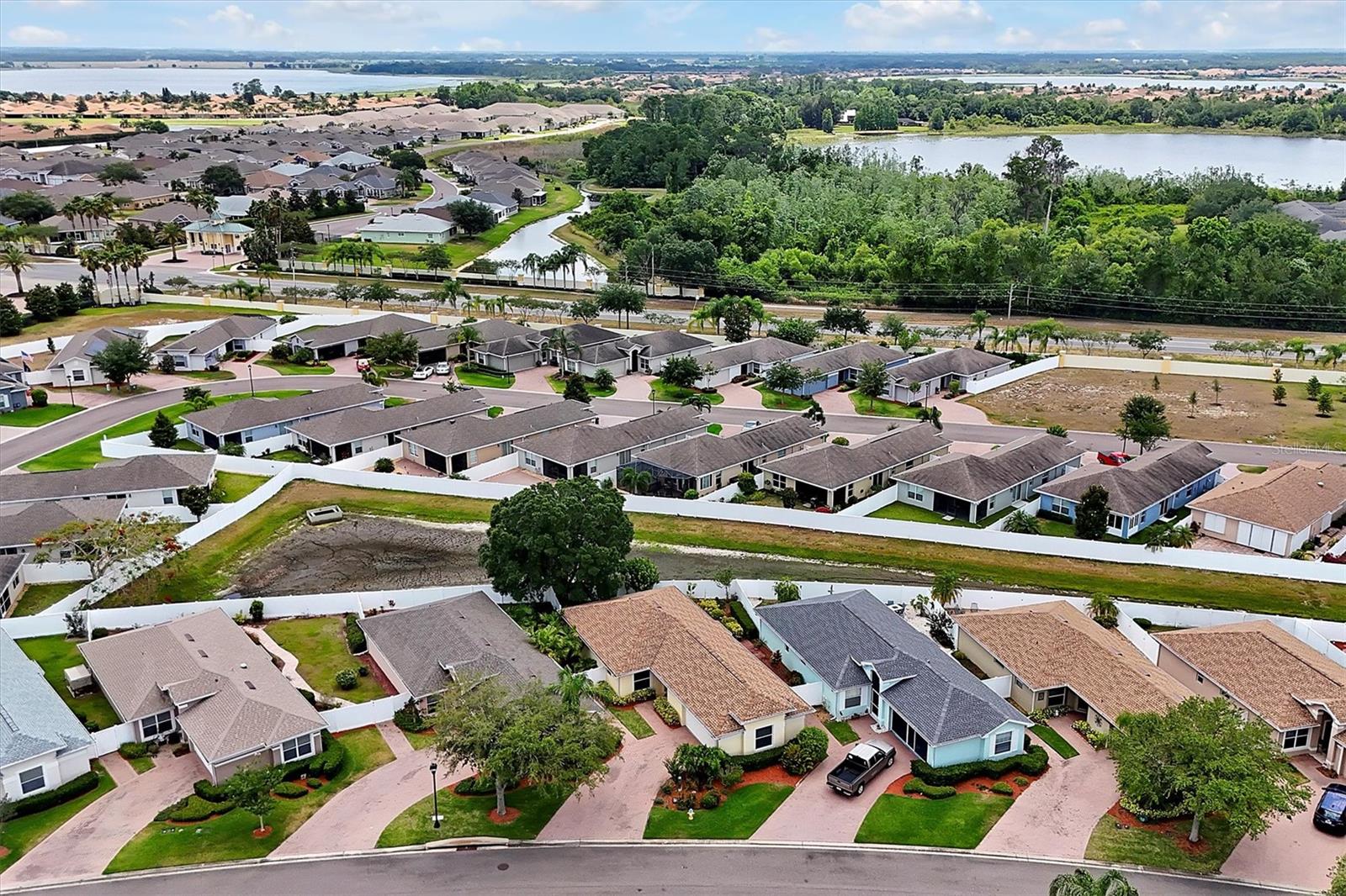 3355 LIVINGSTON WAY, WINTER HAVEN, FL, 33884