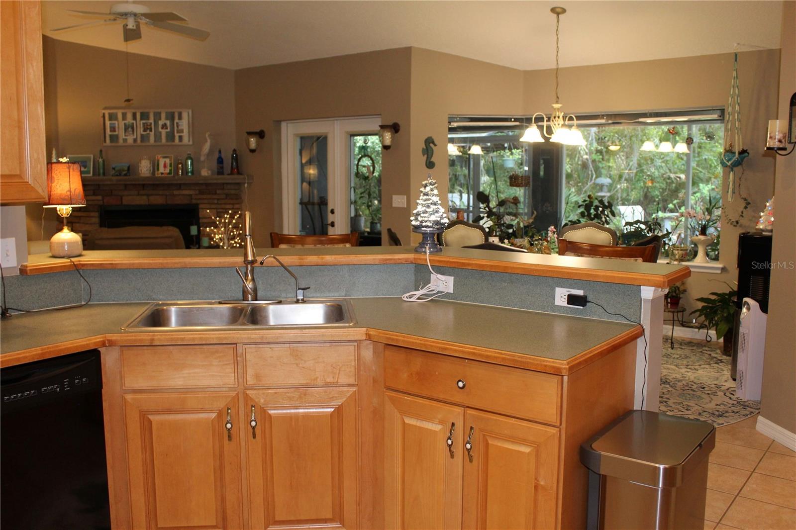 15210 WILLOW LN, TAVARES, FL, 32778