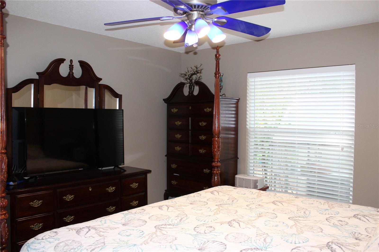 15210 WILLOW LN, TAVARES, FL, 32778