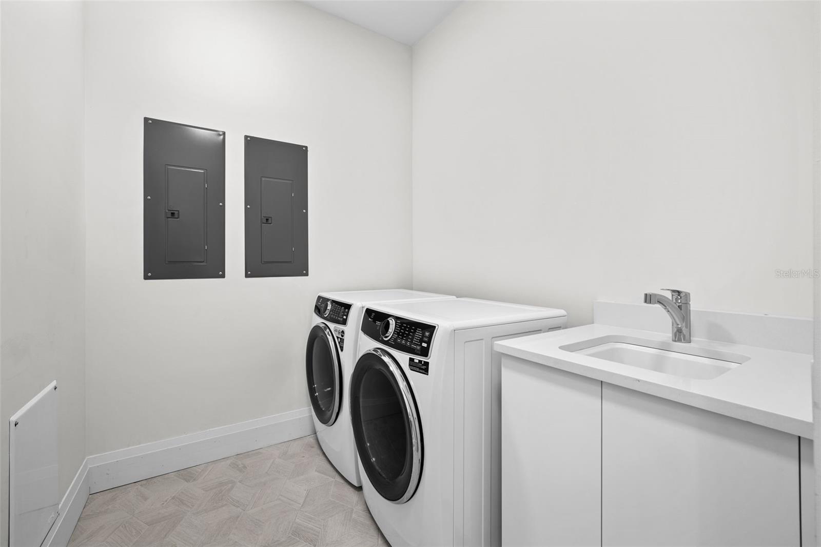 2910 W BARCELONA ST #PH-2303, TAMPA, FL, 33629