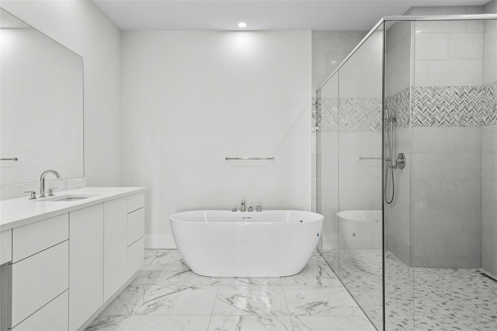 2910 W BARCELONA ST #PH-2303, TAMPA, FL, 33629