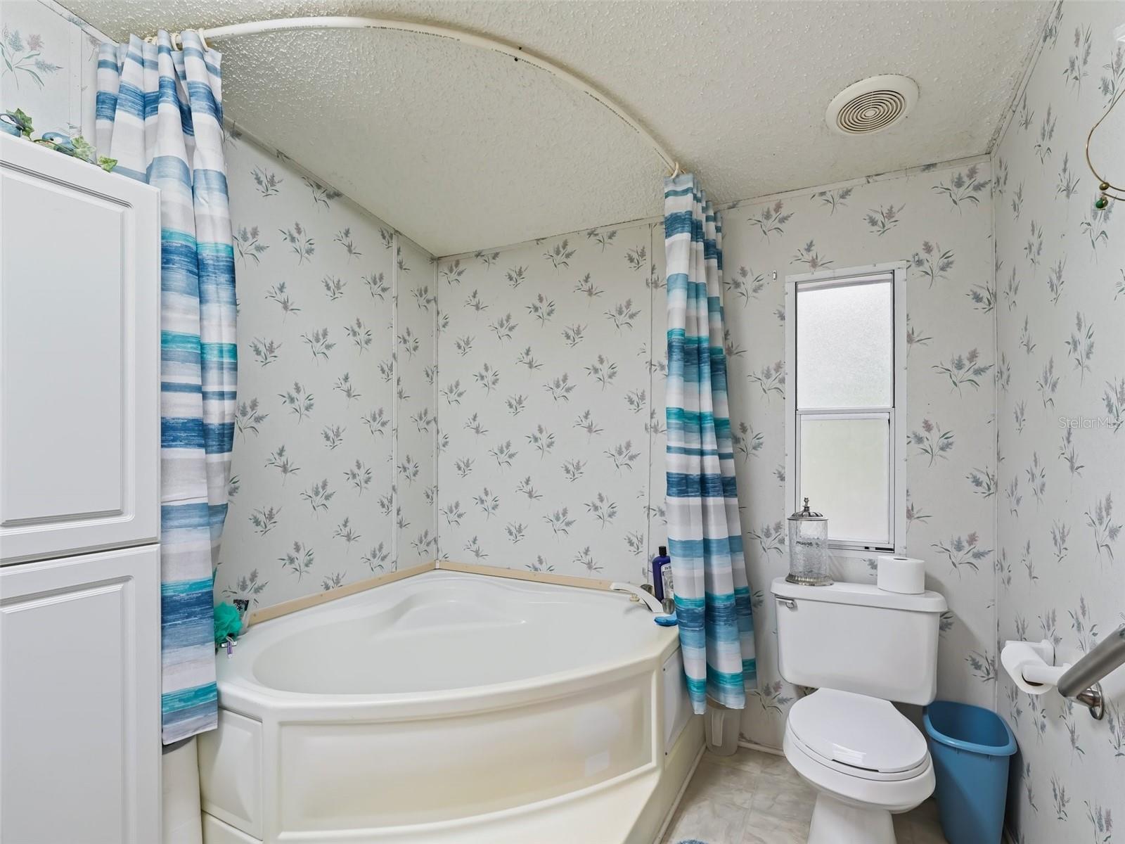 9101 CR 647D, BUSHNELL, FL, 33513