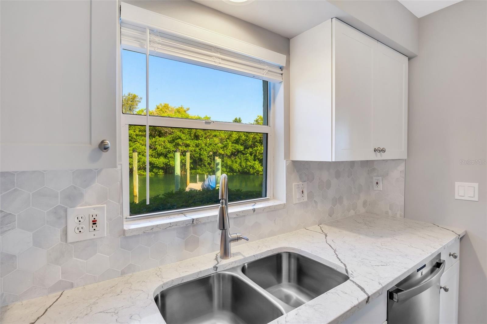 522 PINE AVE #8B, ANNA MARIA, FL, 34216