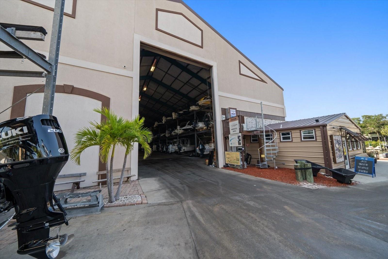 2400 BAYSHORE BLVD, DUNEDIN, FL, 34698