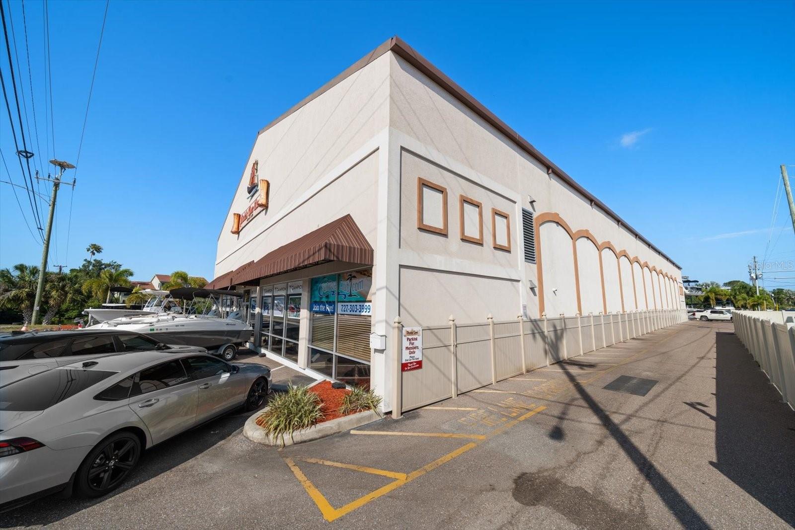 2400 BAYSHORE BLVD, DUNEDIN, FL, 34698