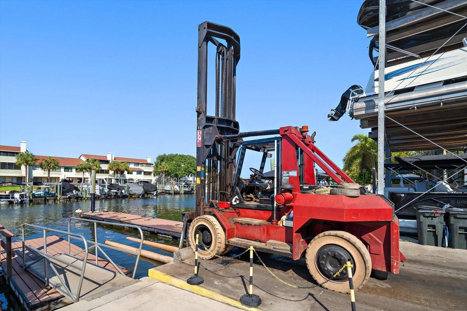 2400 BAYSHORE BLVD, DUNEDIN, FL, 34698