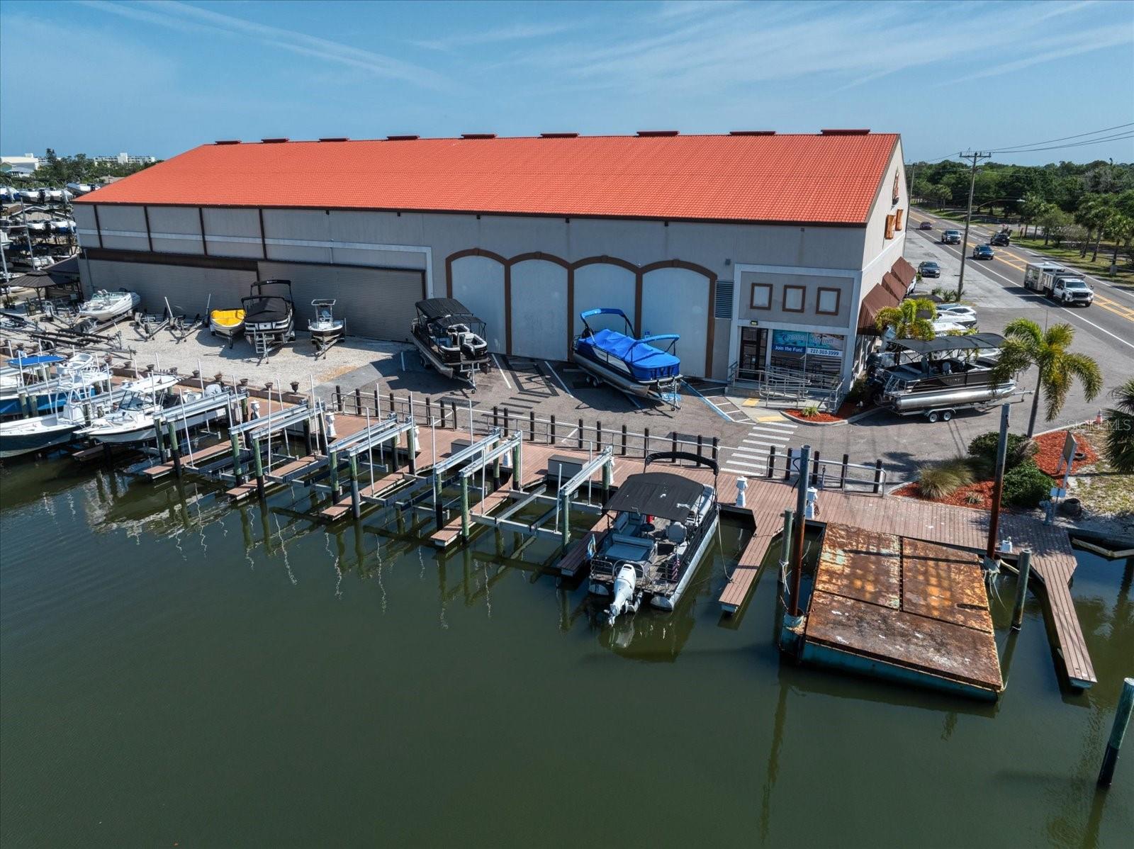2400 BAYSHORE BLVD, DUNEDIN, FL, 34698