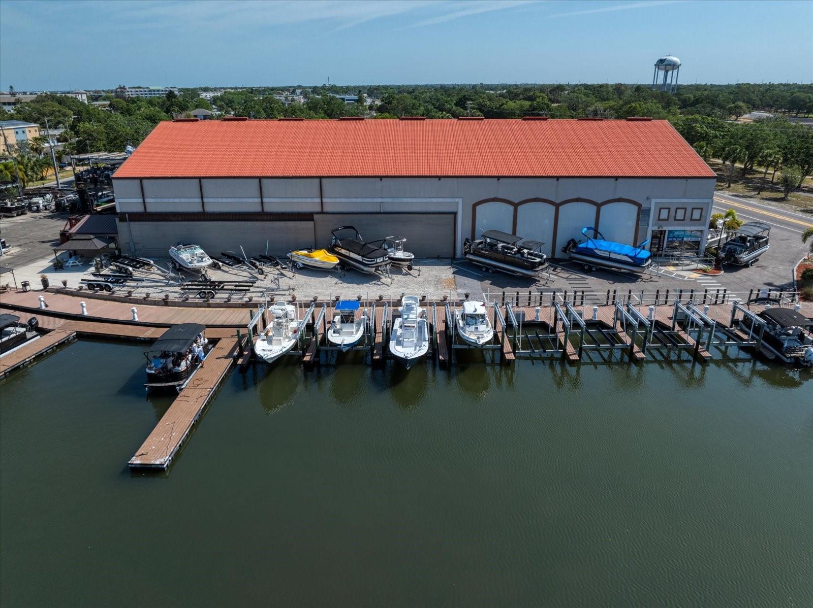 2400 BAYSHORE BLVD, DUNEDIN, FL, 34698