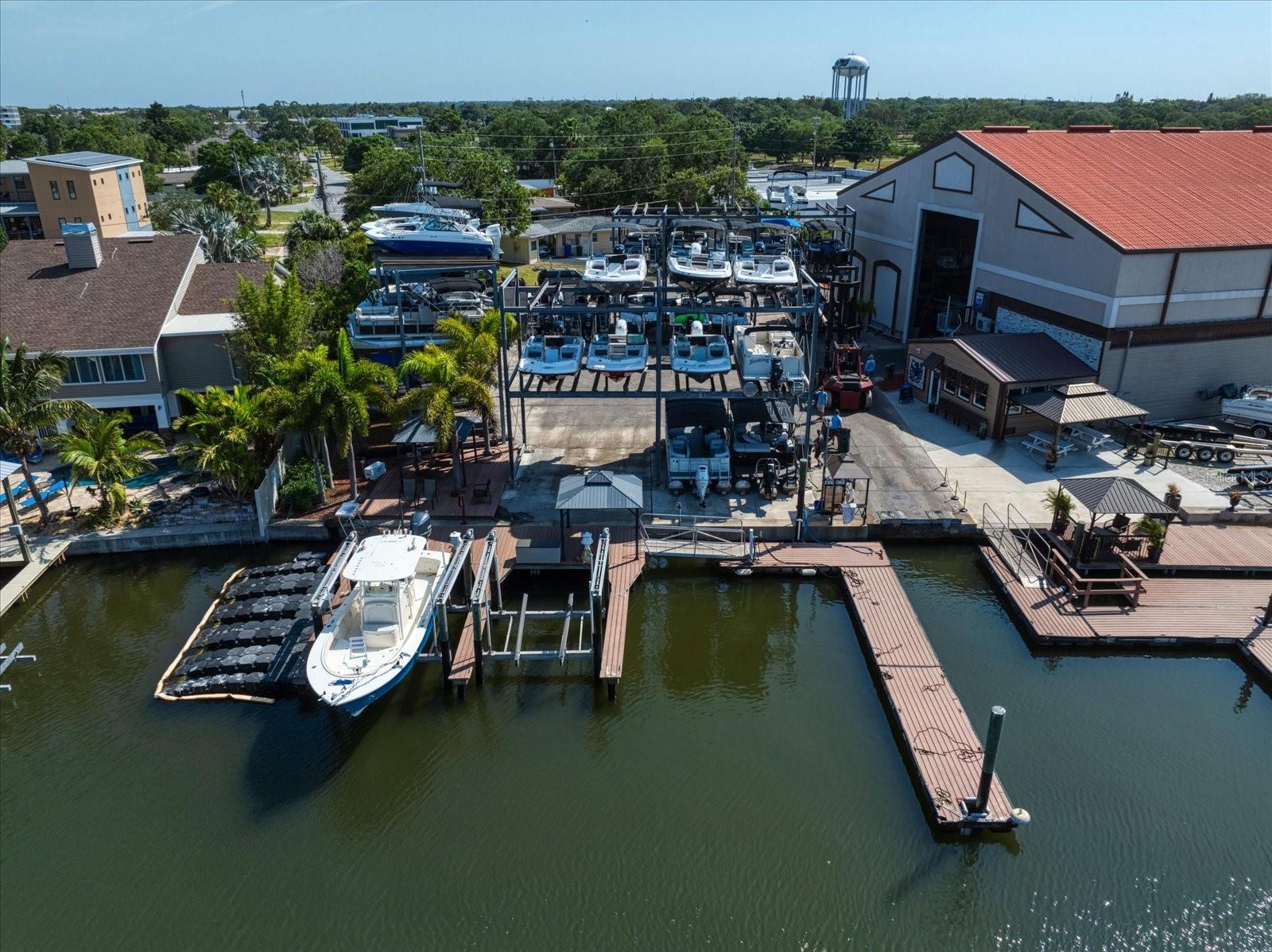 2400 BAYSHORE BLVD, DUNEDIN, FL, 34698