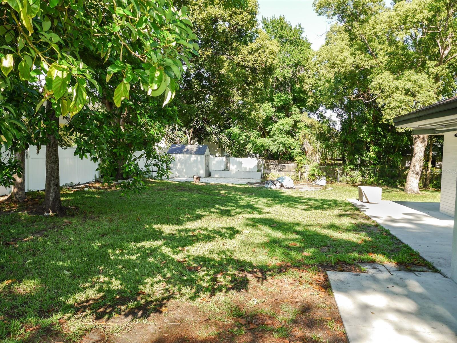 1222 E EDGEWOOD DR, LAKELAND, FL, 33803