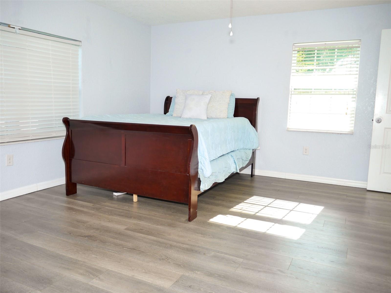 1222 E EDGEWOOD DR, LAKELAND, FL, 33803